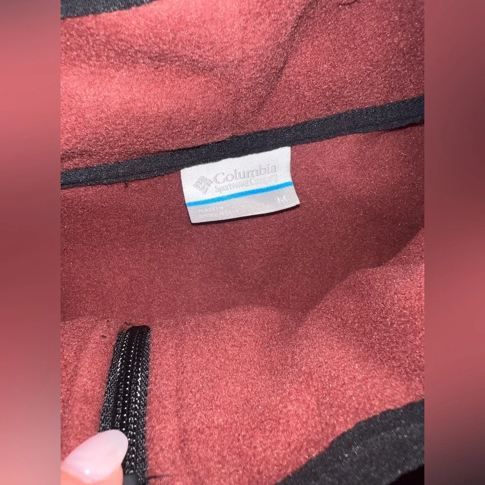Columbia Burgundy Fleece Jacket with Black Accents | NWT | Size Medium - Picture 14 of 16